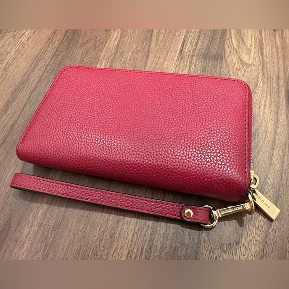 Michael Kors Cherry Wristlet - Picture 3 of 4